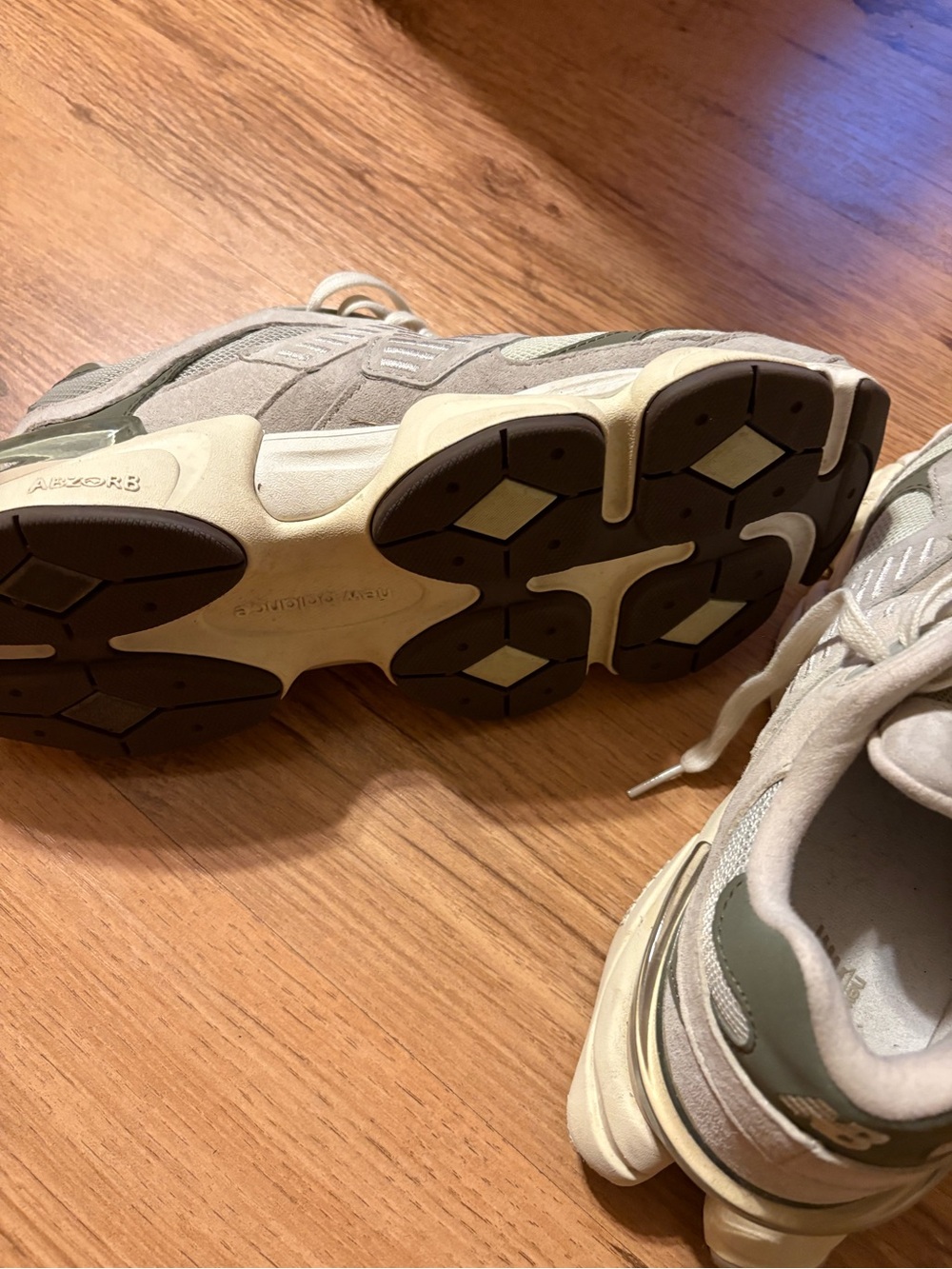 New Balance Sage Green & Light Gray Mesh New Balance Men's 9060 Running Shoes, - Picture 9 of 11